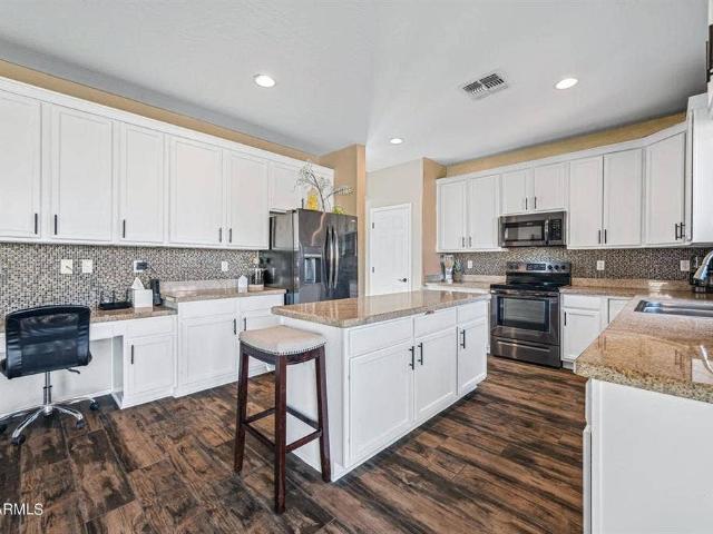 Room for rent in Litchfield Park, Arizona