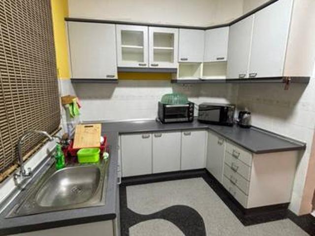 Condominium for sale in Malaka