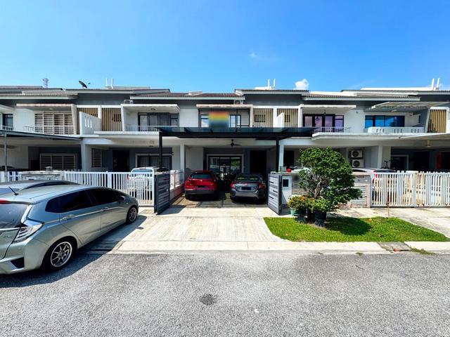 Terraced House for sale in Tanjong Sepat, Selangor