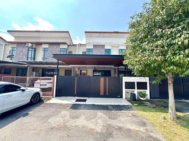 Terraced House for sale in Tanjong Sepat, Selangor