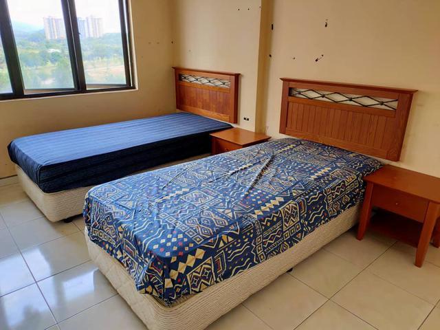 Condominium for sale in Malaka