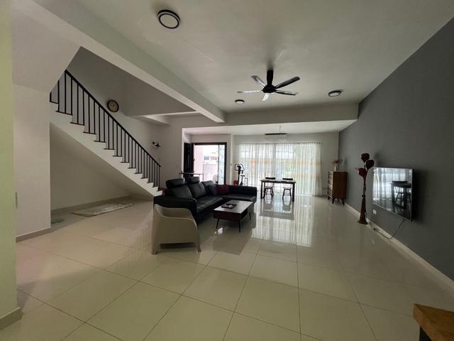 Bungalow for rent in Petaling, Alam Impian