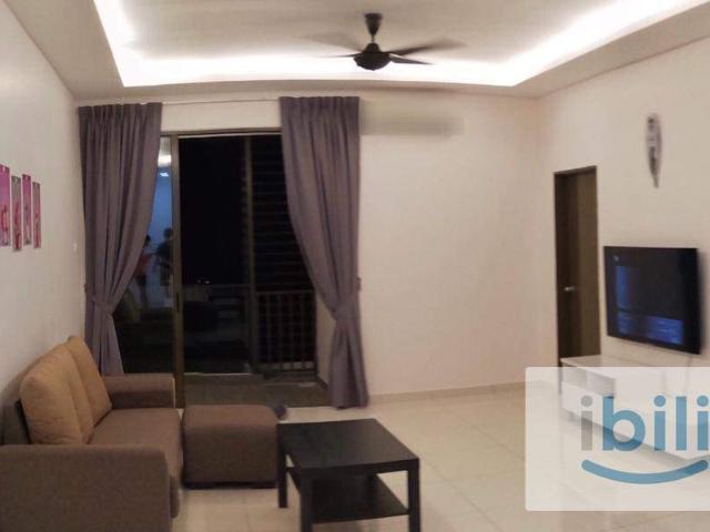 Room for rent in Petaling, Alam Impian