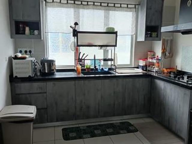Townhouse for rent in Tanjong Sepat, Selangor