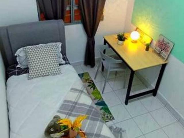 Apartment for sale in Petaling, Damansara Damai