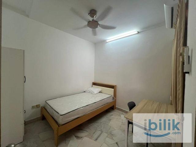 Room for rent in Petaling, Subang Jaya
