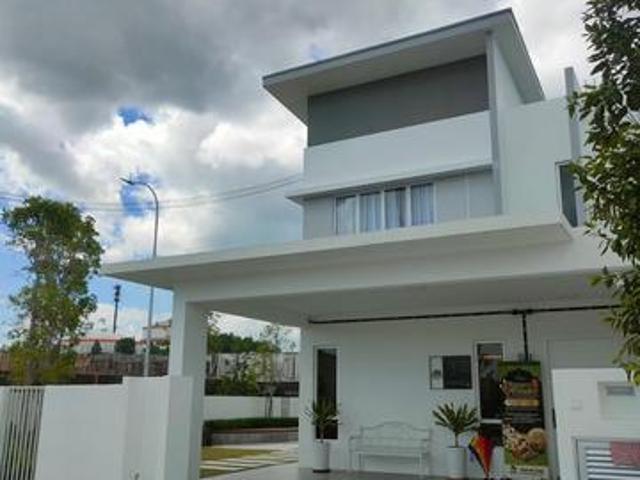Terraced House for sale in Nilai, Negeri Sembilan