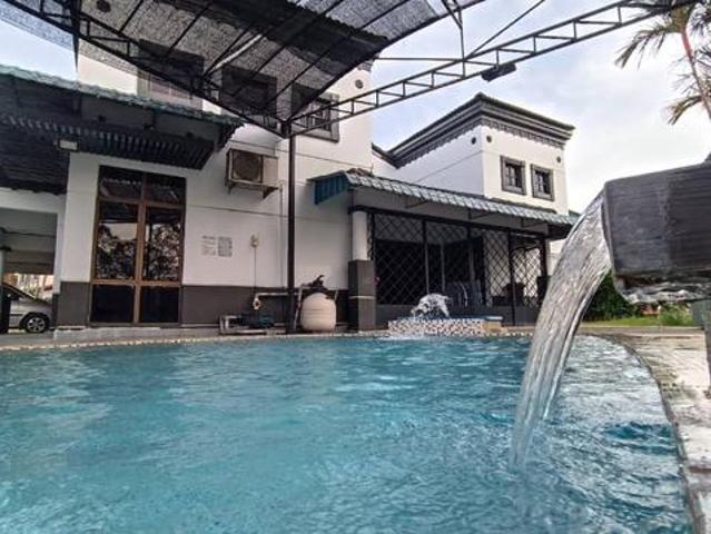 Bungalow for sale in Malaka