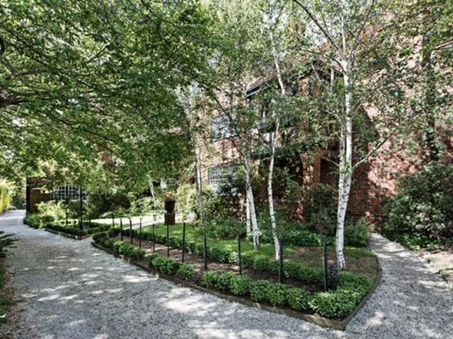 Townhouse for rent in Camerons Creek, Victoria