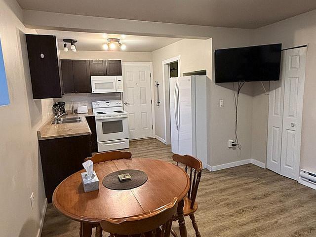 Duplex for rent in Powell River, British Columbia