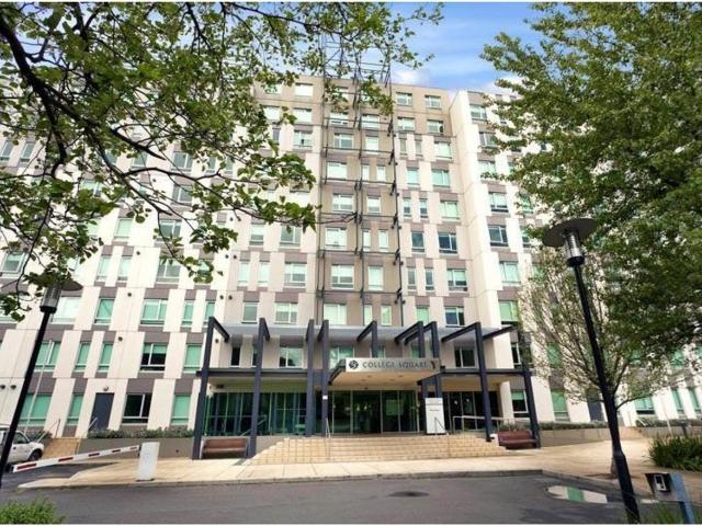 Apartment for rent in Carlton North