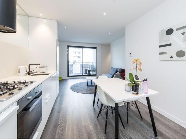 Apartment for rent in Carlton