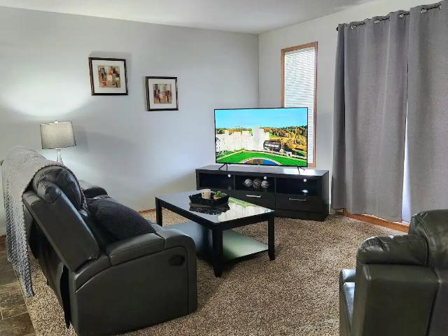 Condo for rent in Devonshire, Alberta