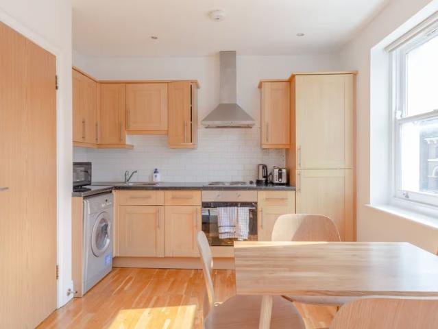 Apartment for rent in Fitzrovia, Isle Of Man