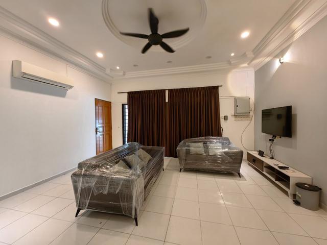 Bungalow for rent in Malaka