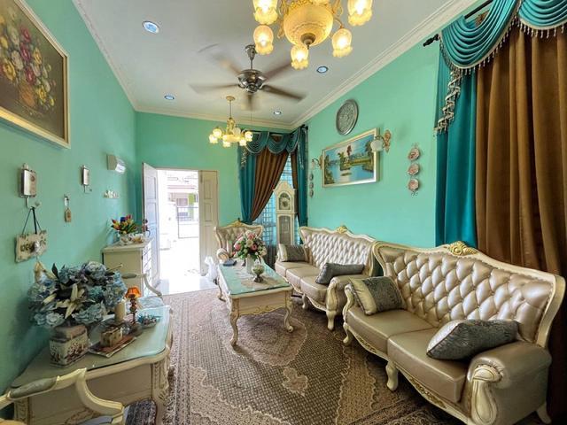 Residential House for sale in Malaka