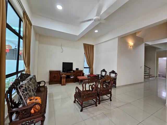 Terraced House for rent in Malaka