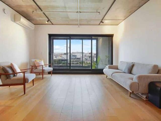 Apartment for rent in Newton, Auckland