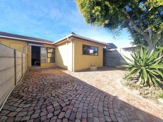Townhouse for rent in Western Cape