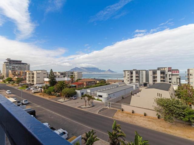 Apartment for rent in Flamingo Vlei, City of Cape Town
