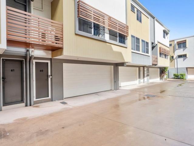 Townhouse for rent in Fernbrook, Queensland