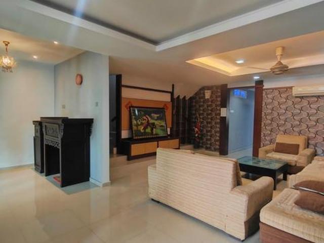 Terraced House for rent in Malaka