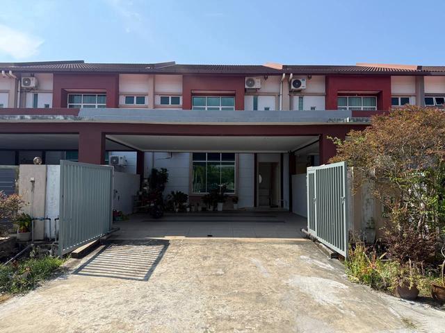 Terraced House for rent in Long Miri, Sarawak