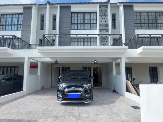 Terraced House for rent in Tanjong Sepat, Selangor