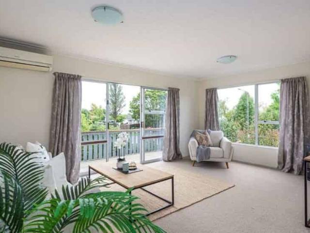 House for rent in Chaslands, Canterbury