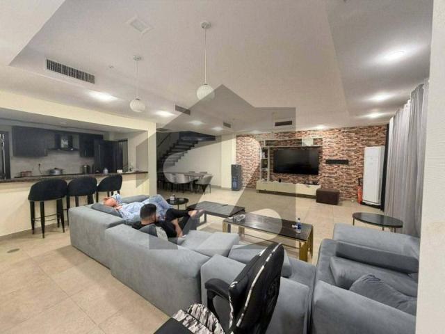 House for rent in 8 ڈی ایچ اے فیز, کراچی ڈویژن