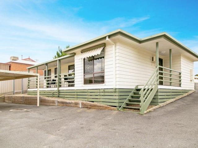 House for rent in Golden Square, Bendigo