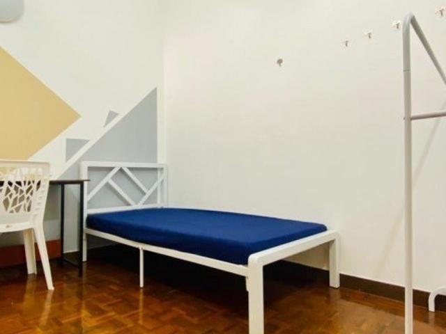 Room for rent in Petaling, Damansara Damai