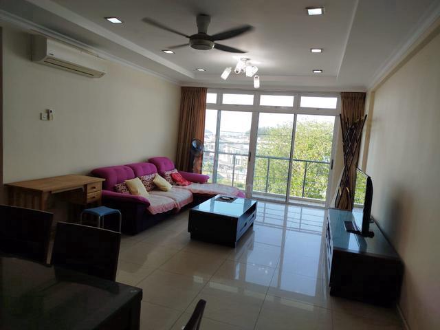 Condominium for rent in Malaka