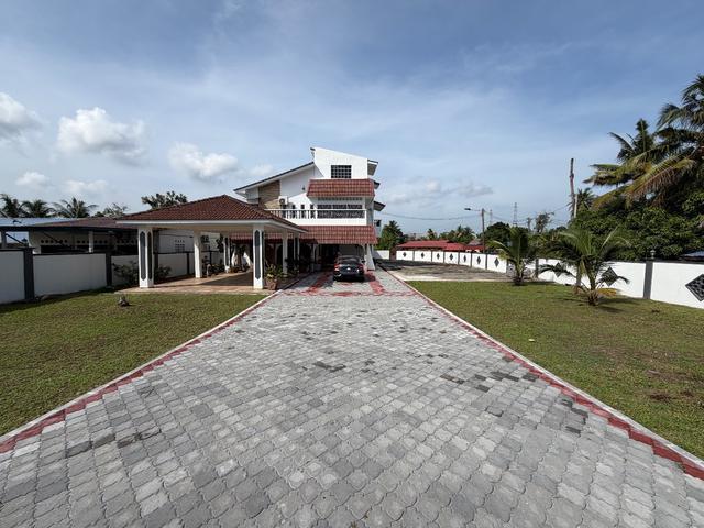 Bungalow for rent in Sendayan Village, Negeri Sembilan