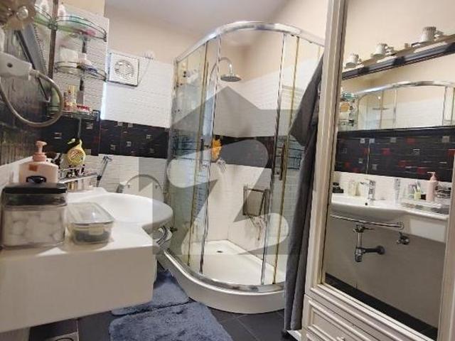 House for sale in Clifton, North Waziristan