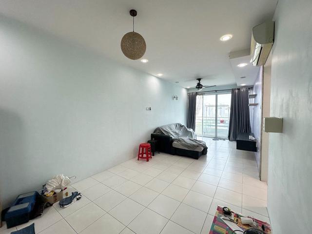 Condominium for sale in Mukim 16, Tena