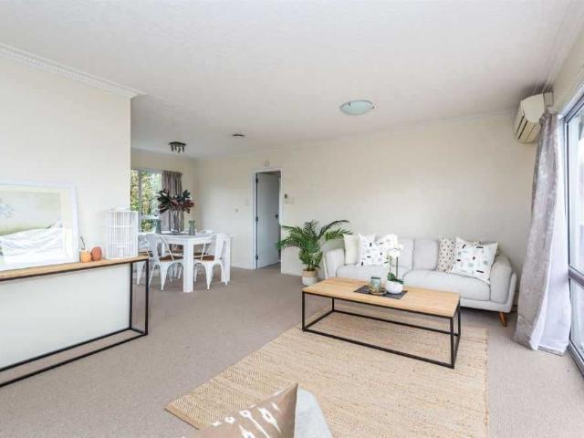 House for rent in Redwood, Christchurch