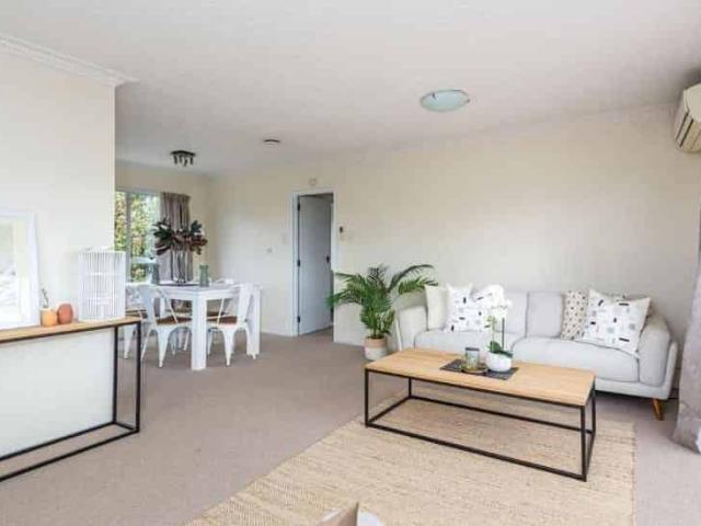 House for rent in Chaslands, Canterbury