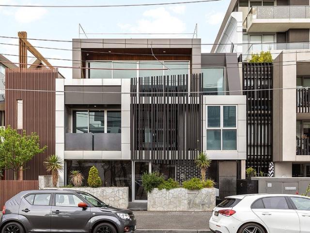 Townhouse for rent in Camerons Creek, Victoria