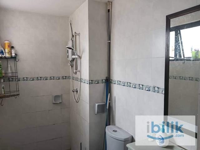 Room for rent in Petaling, Damansara Damai