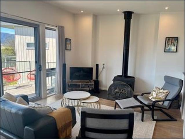 Townhouse for rent in Mount Beauty, Victoria