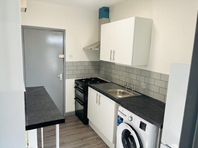Studio for rent in Yardley Wood, West Midlands