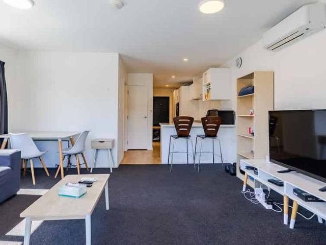House for rent in Otakou