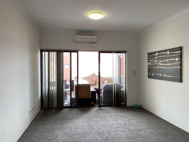 Apartment for rent in Cockburn, Western Australia