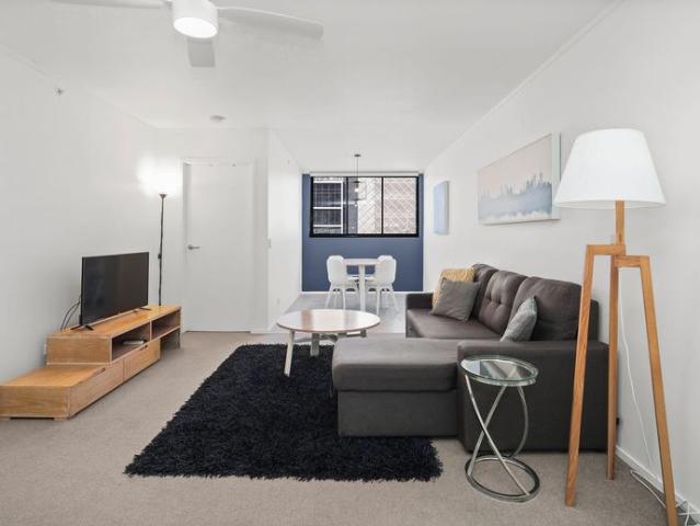 Apartment for rent in Toombul, Queensland