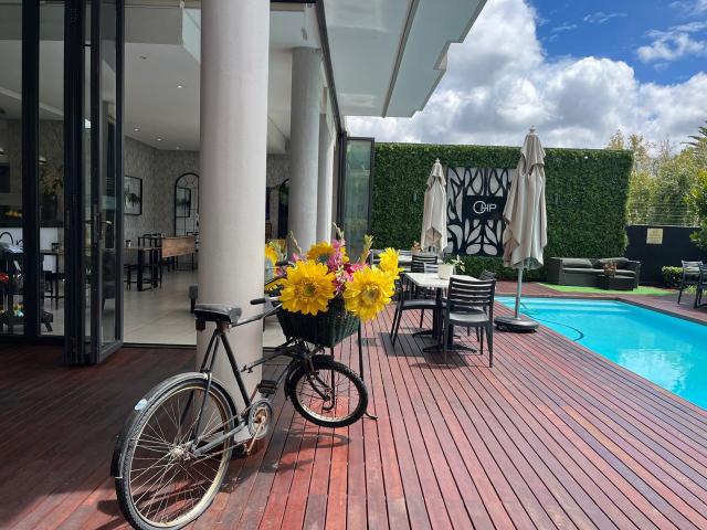 Apartment for rent in Hyde Park, Rosebank