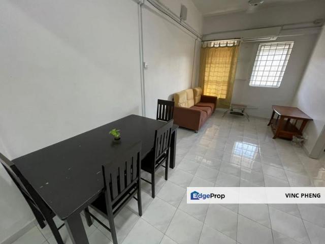 Condominium for rent in Malaka