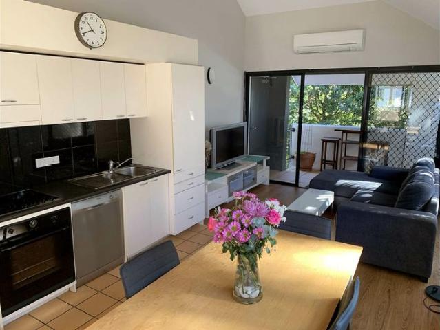 Apartment for rent in Toombul, Queensland