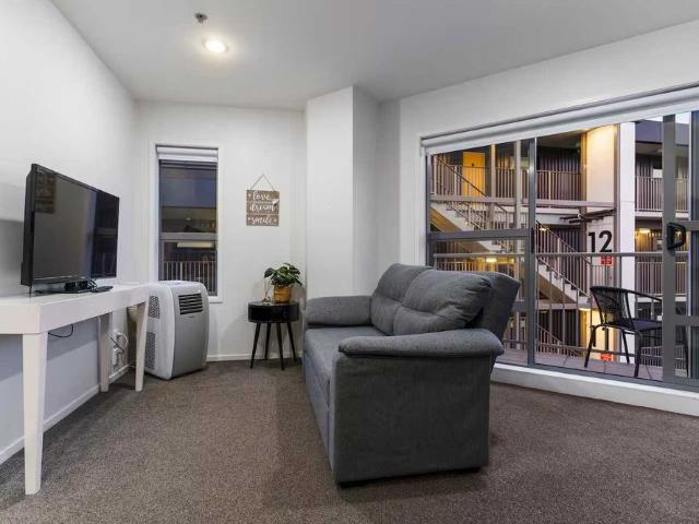 Apartment for rent in Freemans Bay, Auckland
