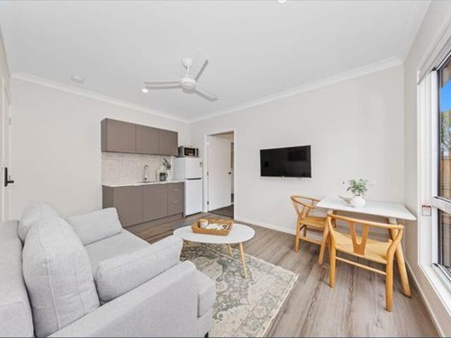 Granny Flat for rent in Toombul, Queensland